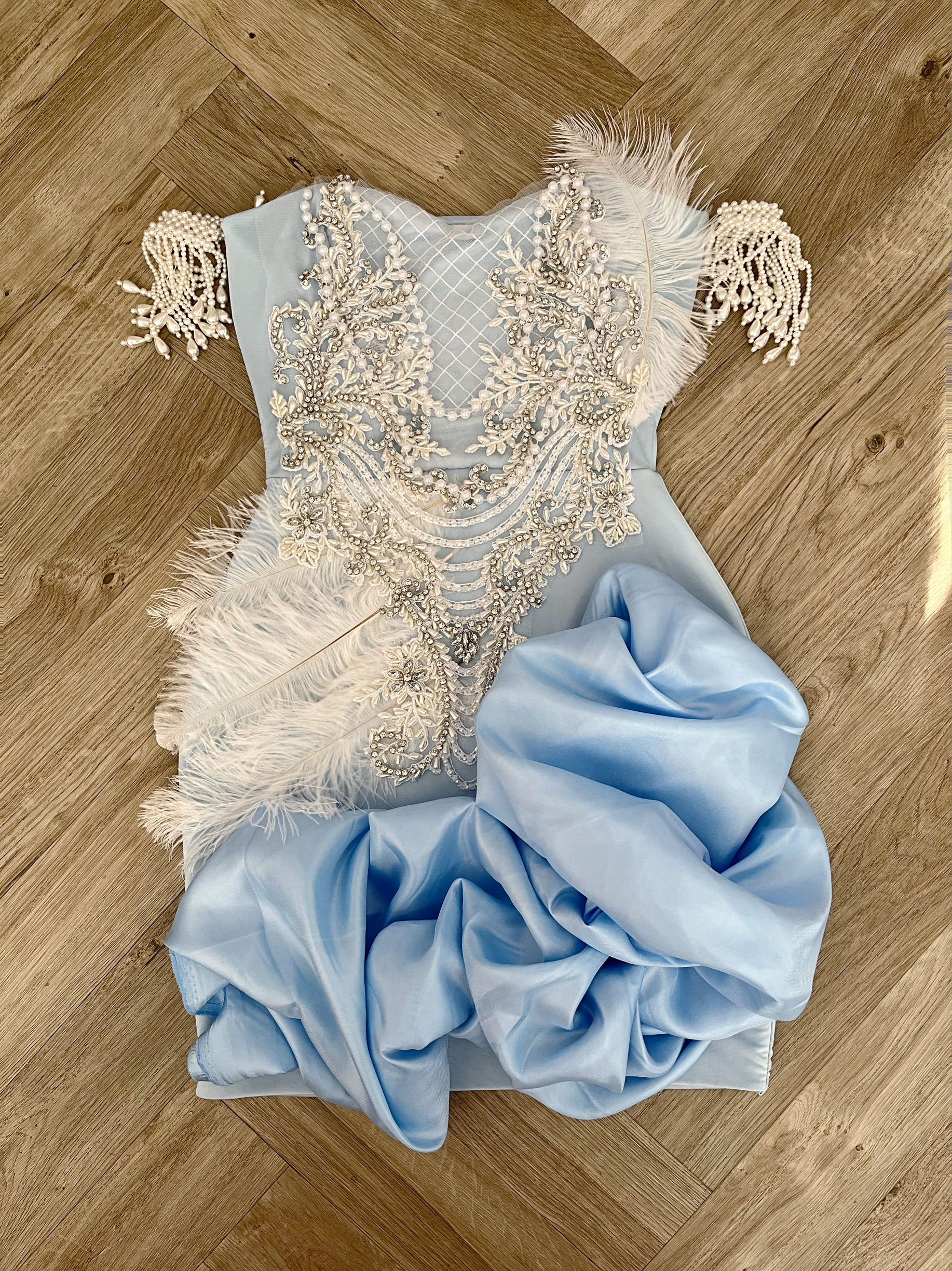 Appliqué feather dress