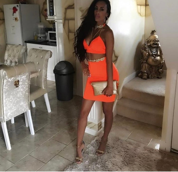 Detailed two piece set