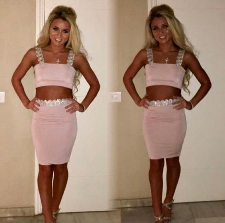 Two piece detailed set