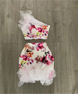 Floral ruffle two piece