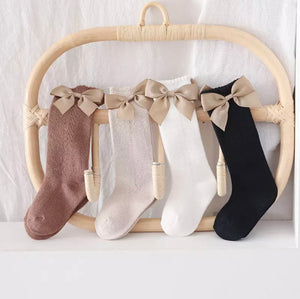 High knee bow socks