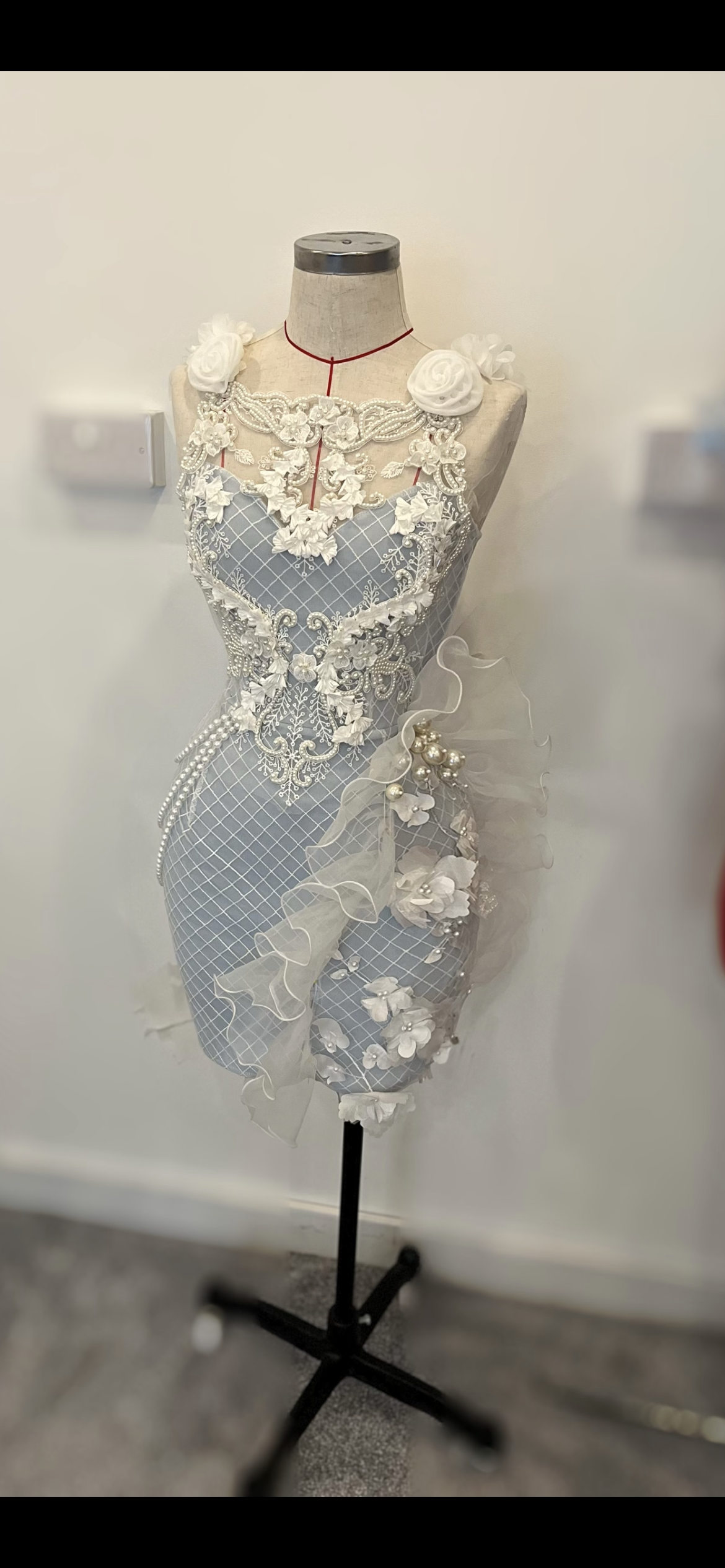 Pearl side ruffle dress
